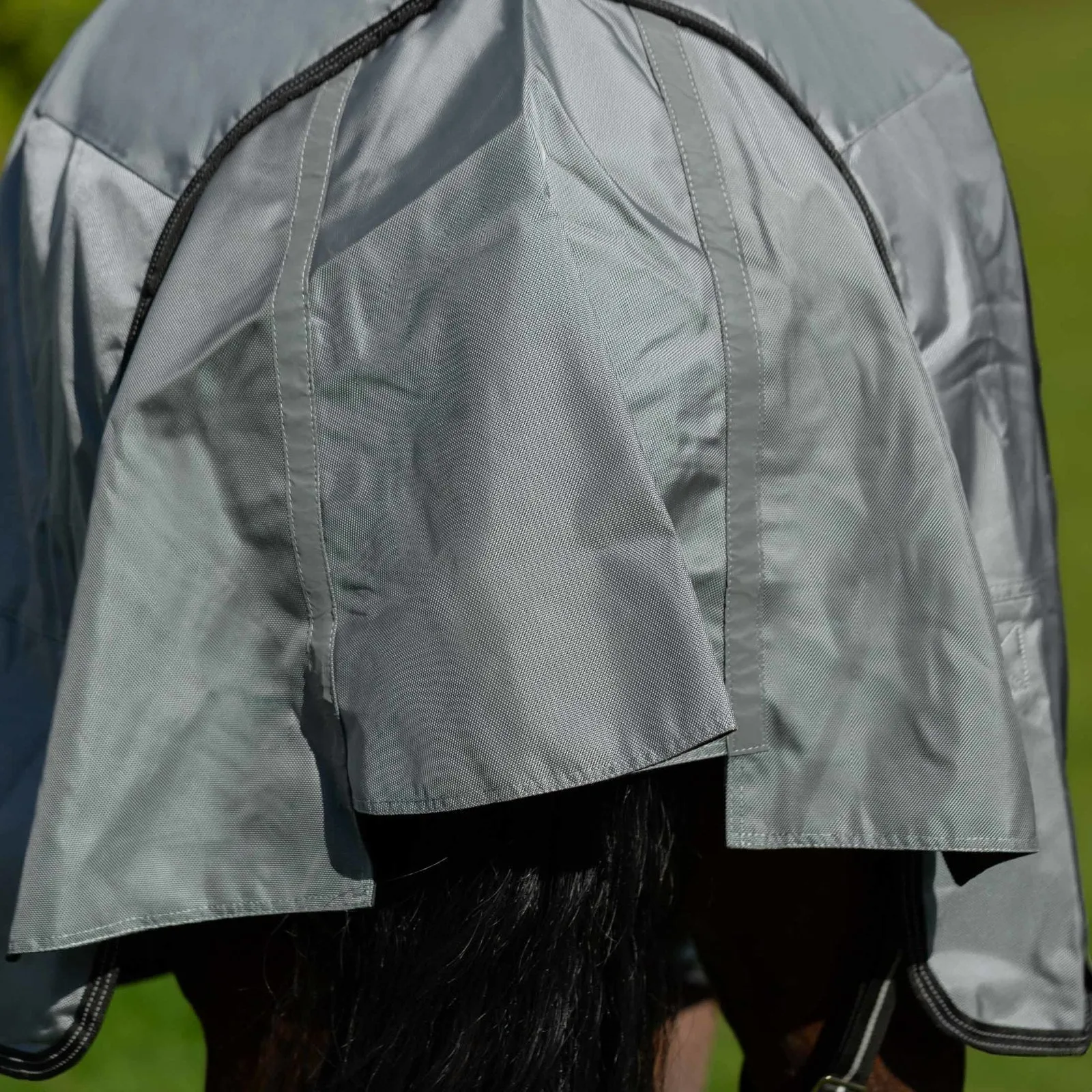 Equinavia Thunder 360 Detachable Neck Heavy Weight Turnout Blanket 300g - Pewter Gray E24013