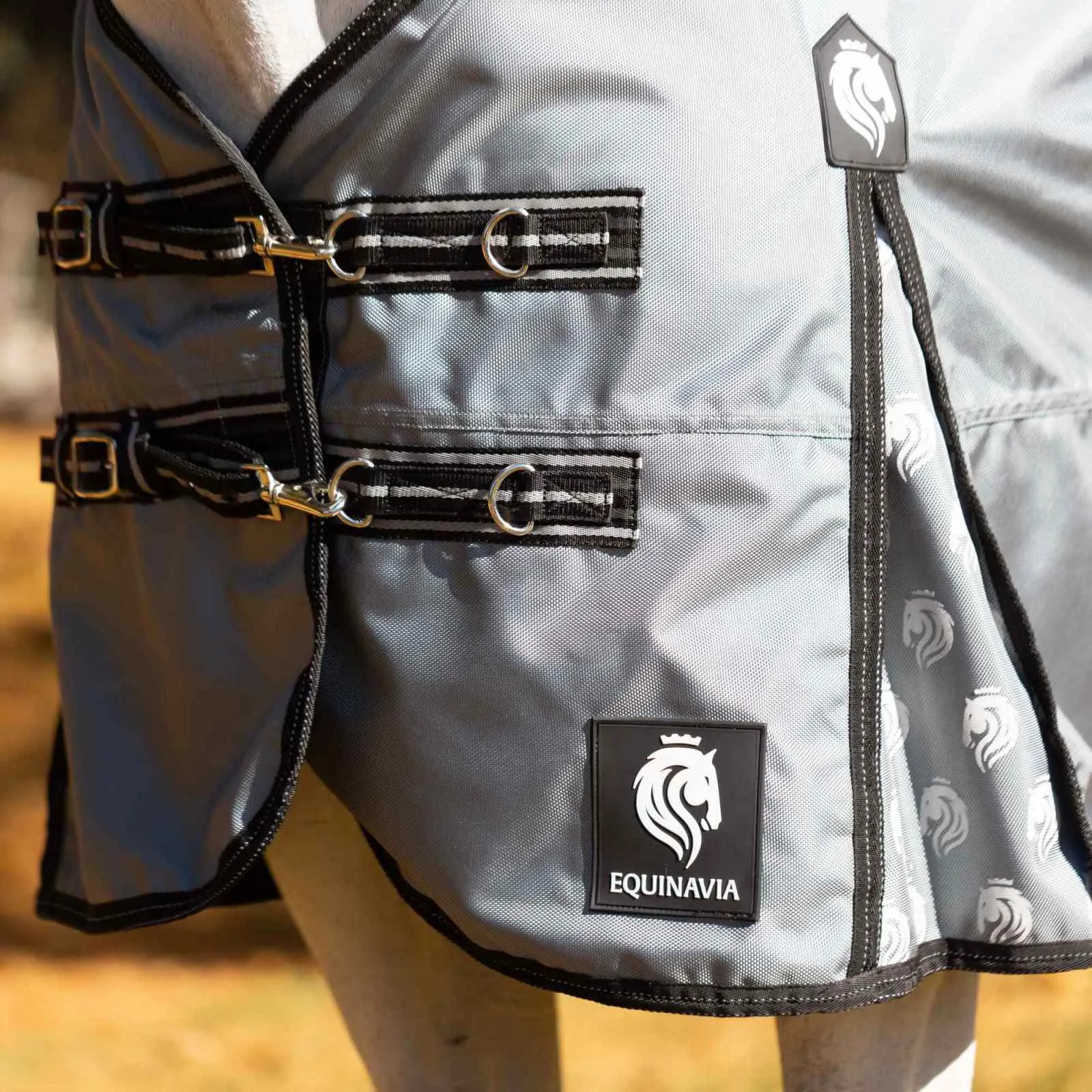 Equinavia Thunder 360 Detachable Neck Heavy Weight Turnout Blanket 300g - Pewter Gray E24013