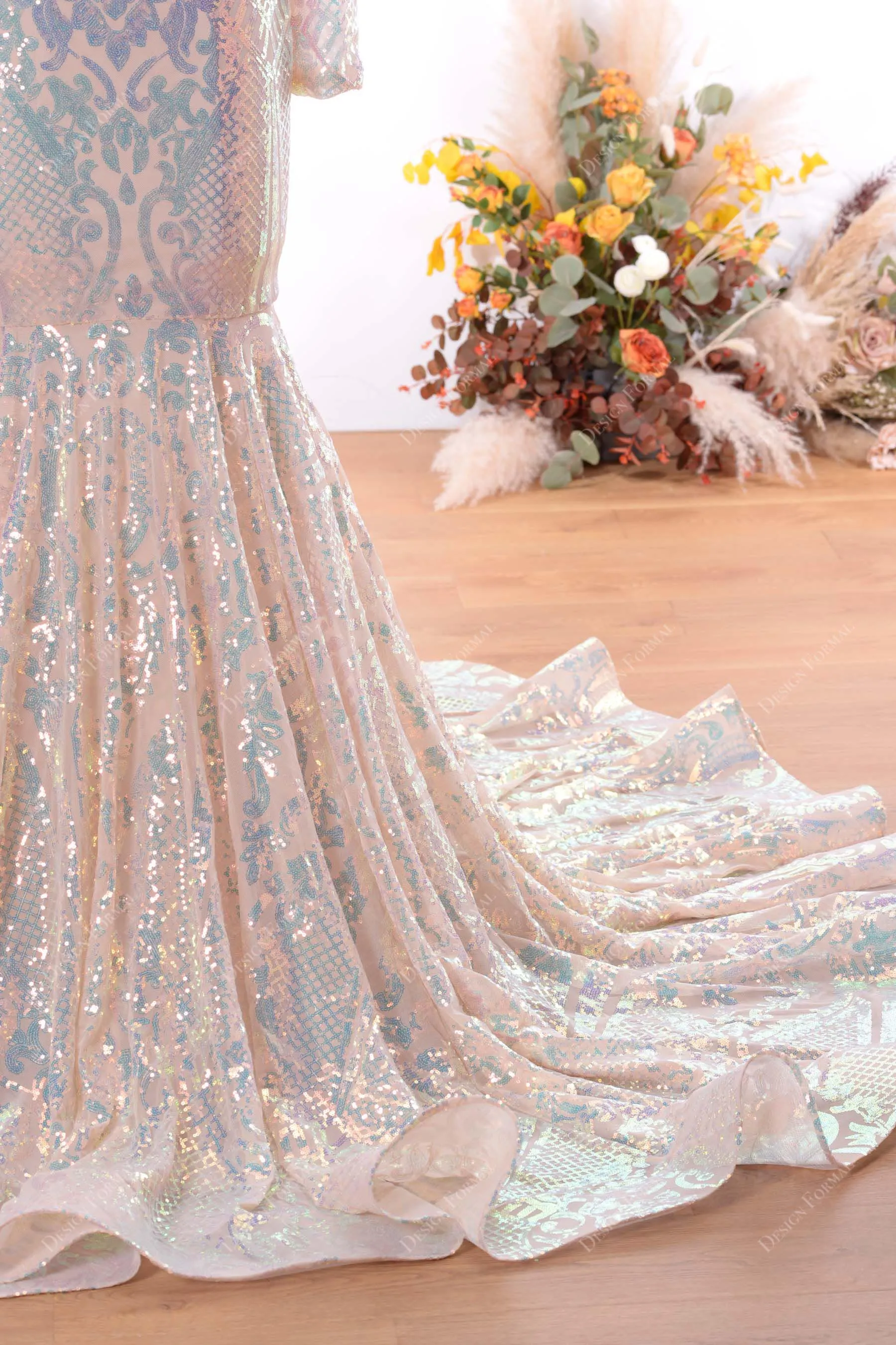 Iridescent Sequin V-neck Mermaid Afro-descendant Prom Dress