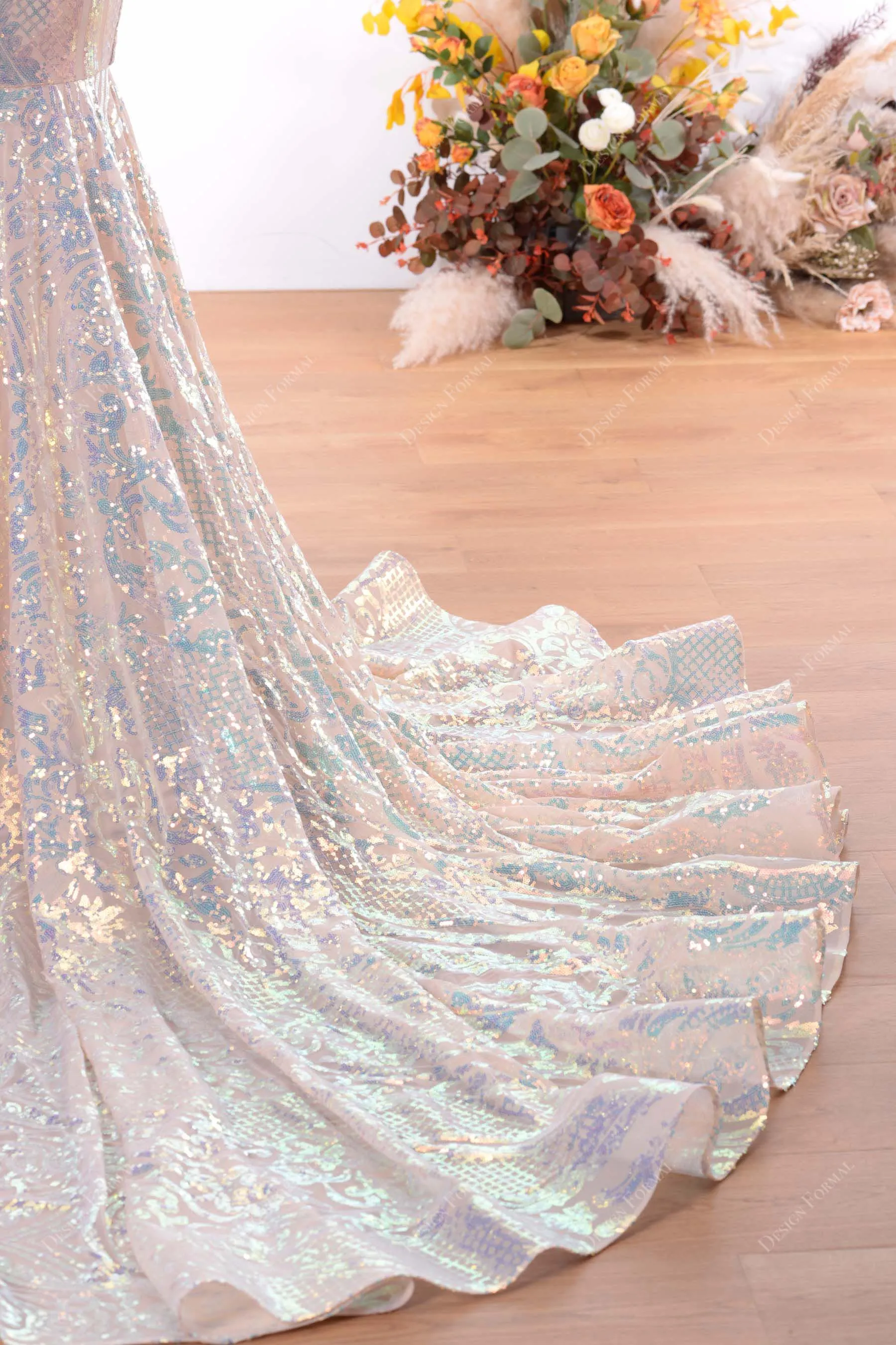 Iridescent Sequin V-neck Mermaid Afro-descendant Prom Dress