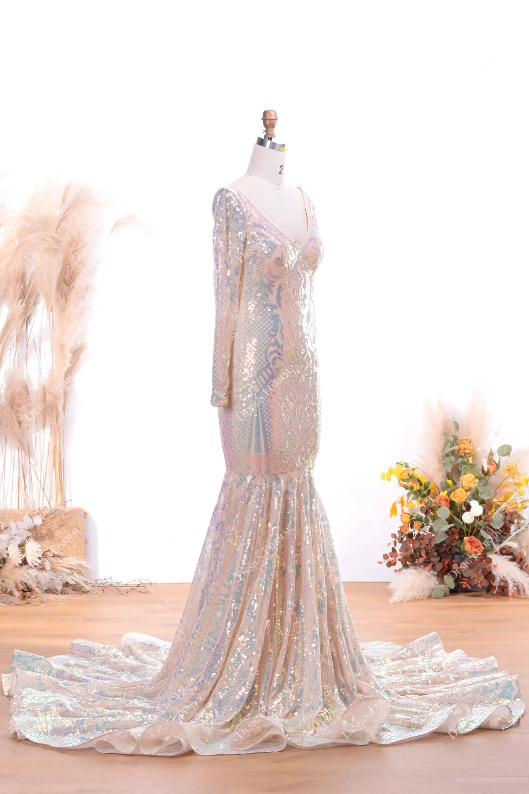 Iridescent Sequin V-neck Mermaid Afro-descendant Prom Dress